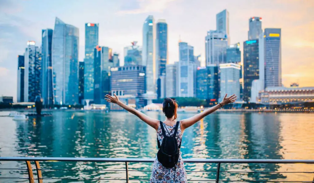 10 Essential Tips for Visiting Singapore