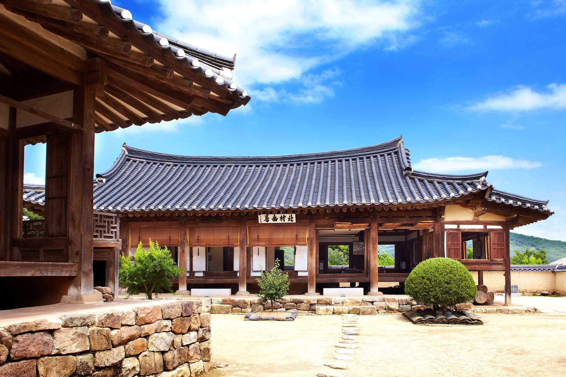 15 Unique Places to Visit in Seoul (Tourist Attractions)