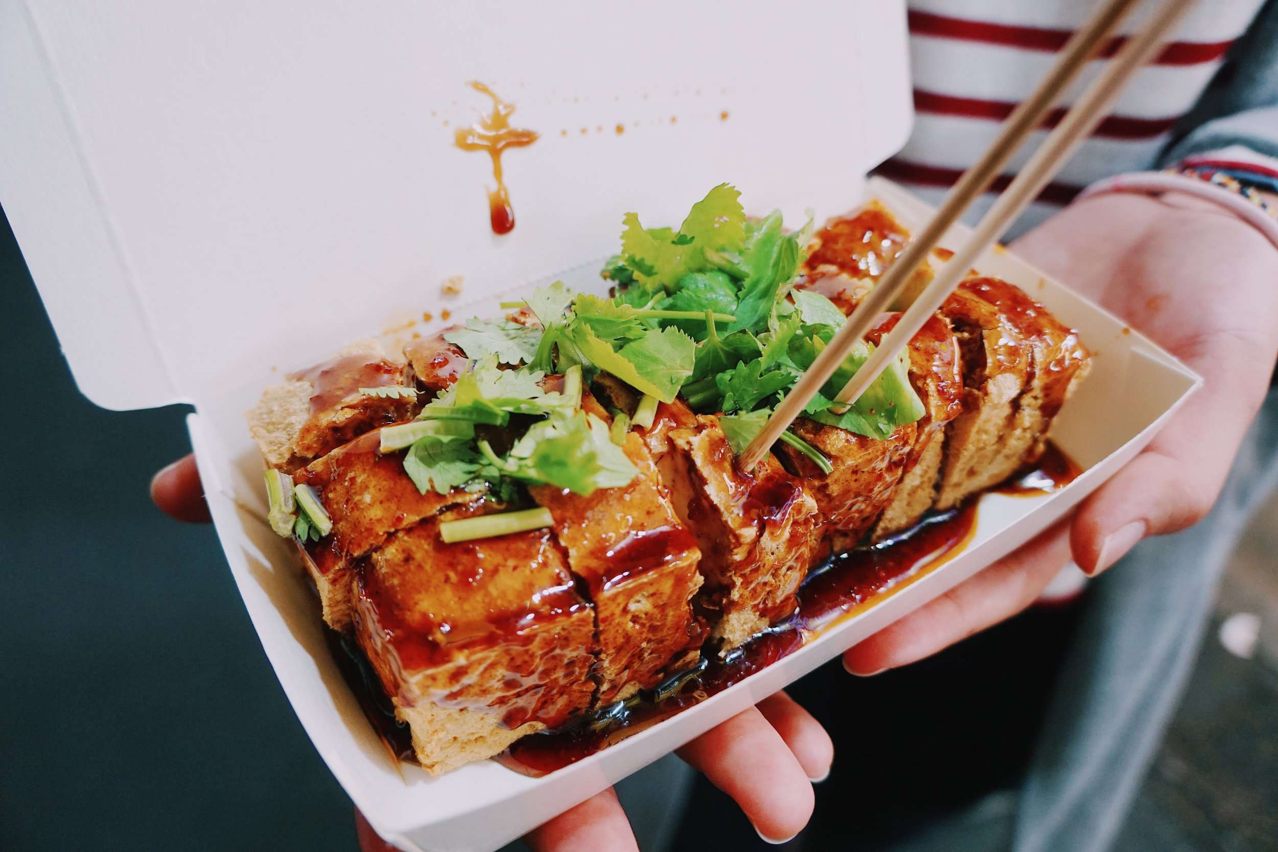 taiwanese-stinky-tofu.jpg