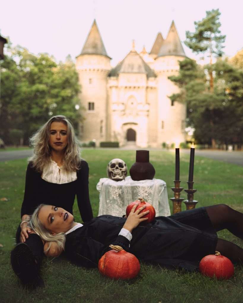 Creative Photoshoot Ideas For Halloween