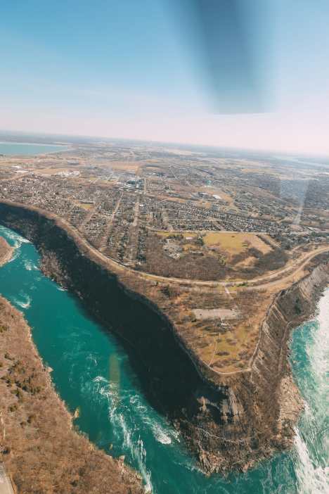 This Is An Amazing Way To Experience Niagara Falls! (3)