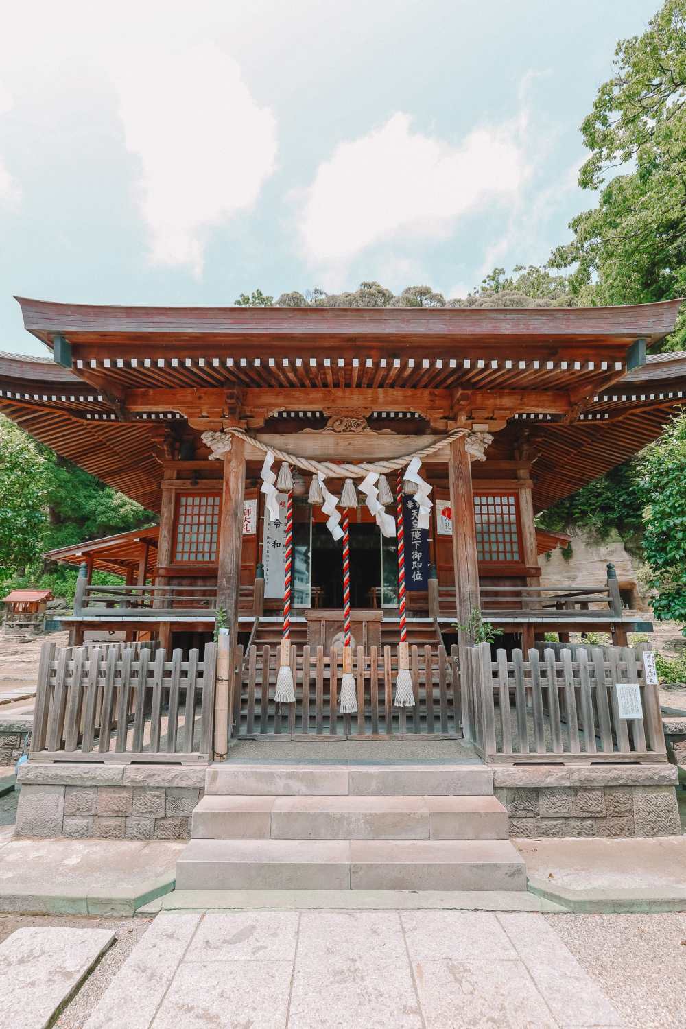 Temple Searching And Traditional Ryokans In Yokohama - Japan (24)