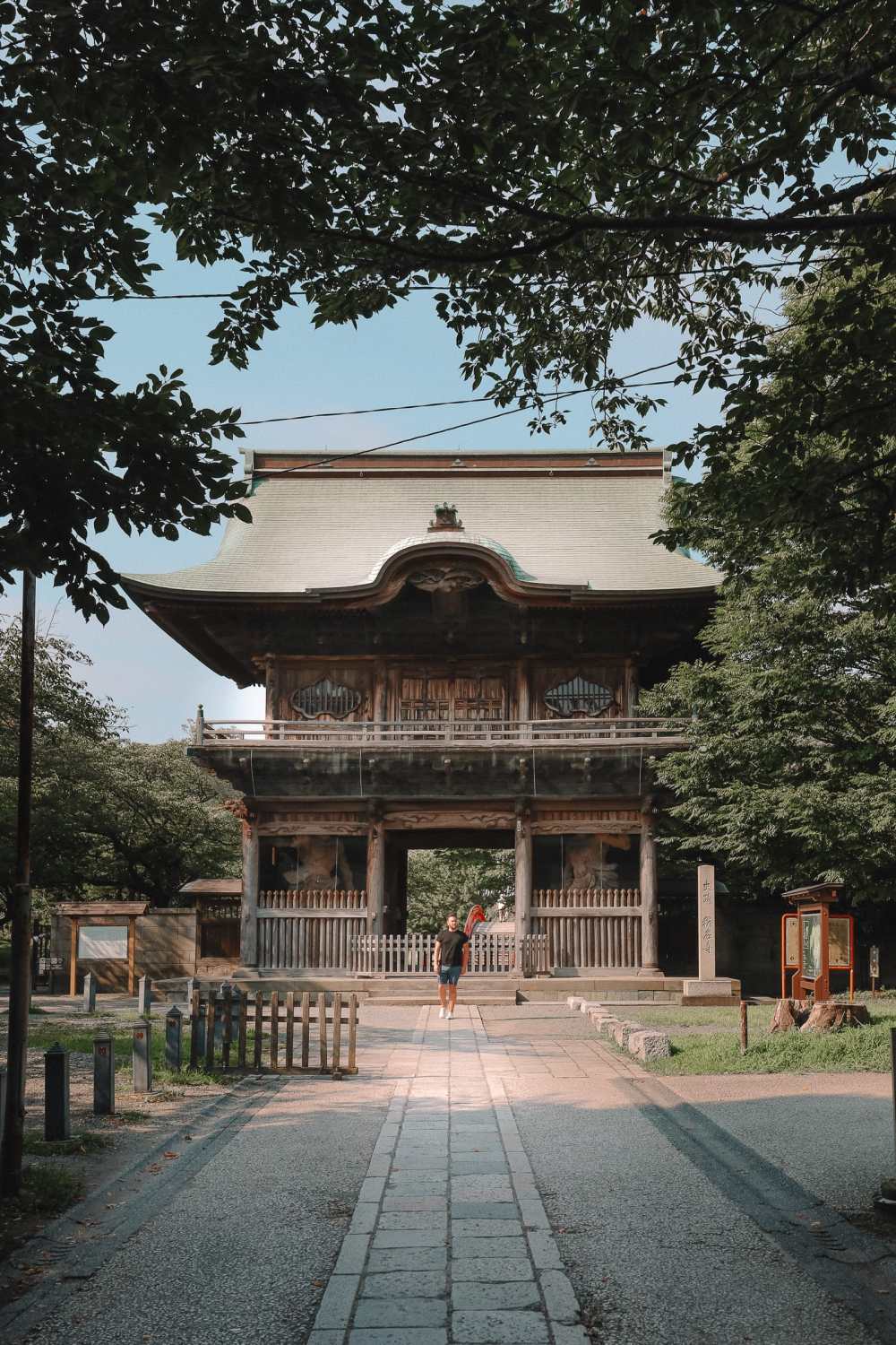 Temple Searching And Traditional Ryokans In Yokohama - Japan (19)