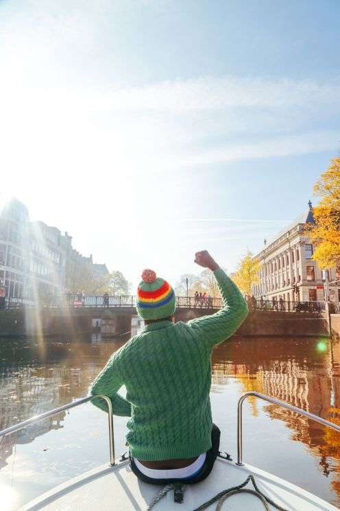 Exploring Amsterdam's Canal (By Driving A Boat For The First Time!) (7)