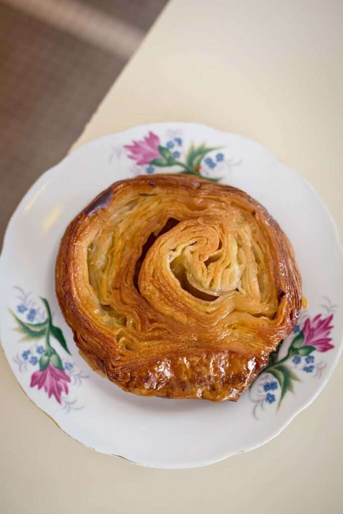 Ultimate Guide to the Best Places to Go, Eat and Stay in Singapore | Tiong Bahru Bakery